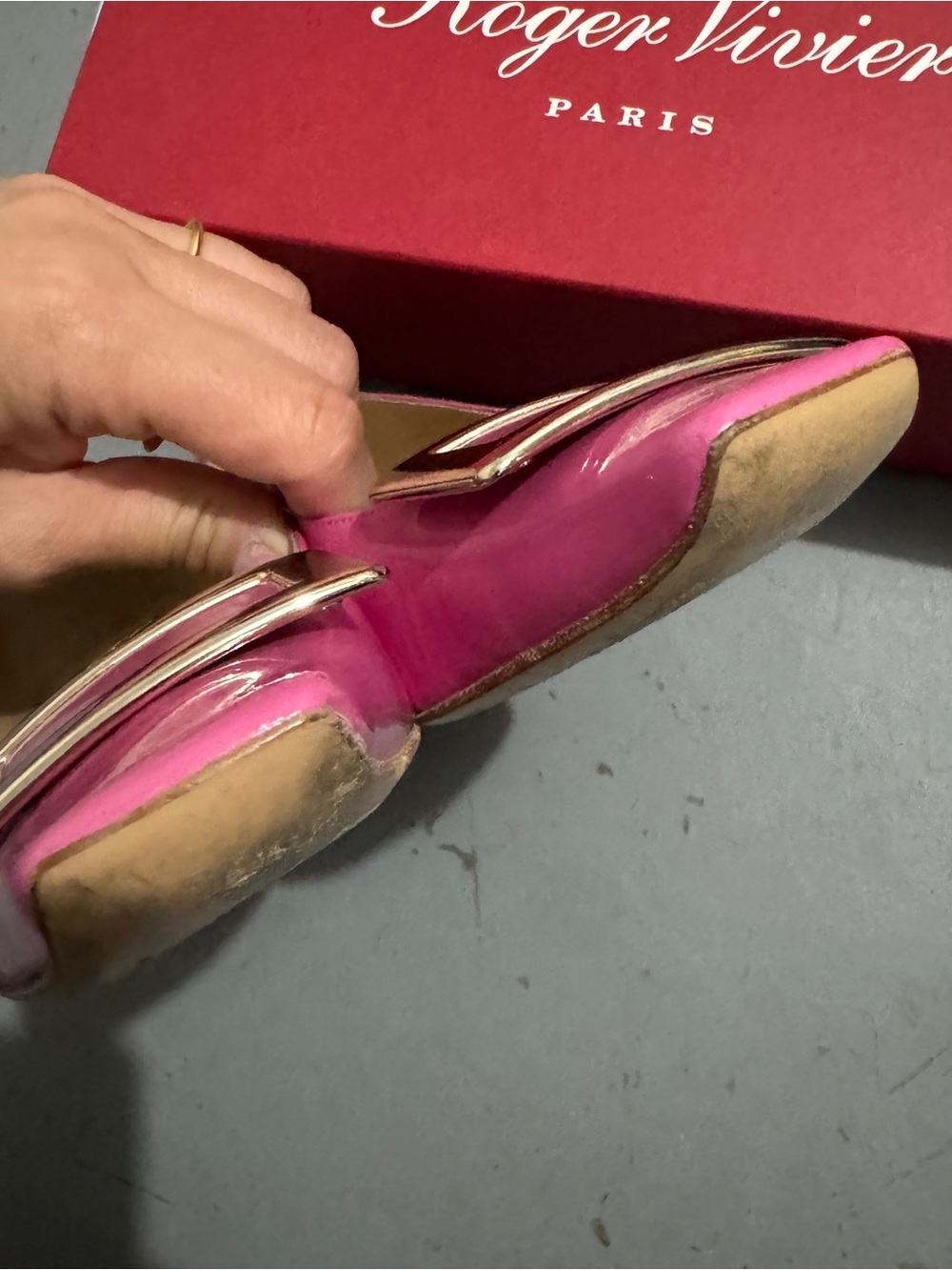 Roger Vivier Pink Patent Leather Square-Toe Buckle Flats - Picture 8 of 11